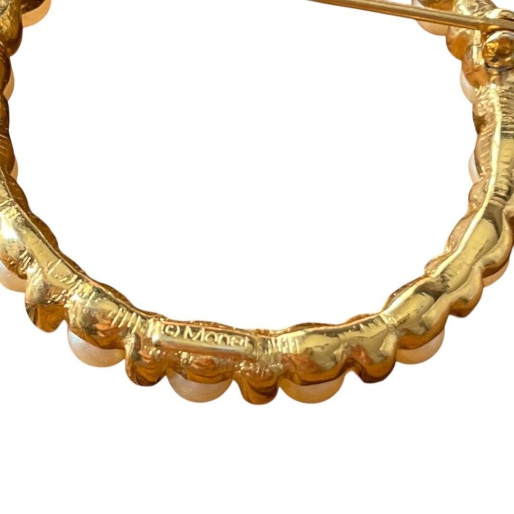Monet Vintage Circle Pearl Brooch Gold Tone - Picture 6 of 8